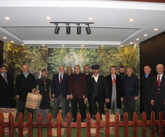 Çarşamba'nın Ekonomisi Masaya Yatırıldı: Saadet Partisi Heyeti Çarşamba Ticaret Borsası'nı Ziyaret Etti