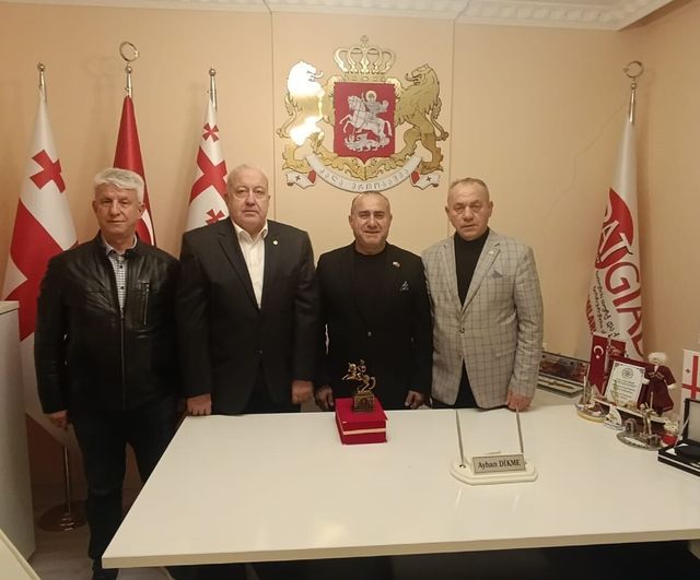 Çarşamba Ticaret Borsası heyeti Batum'da BATGİAD ile işbirliği görüşmesi