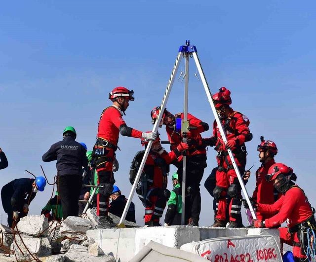 Denizli’de 5.6 büyüklük deprem senaryolu yerel düzey tatbikat gerçekleştirildi