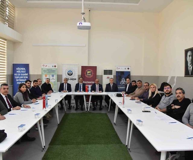 EDIH Anadolu: Bölgesel Dijital Dönüşüm Strateji Geliştirme Çalıştayı GSOMEM’de Yapıldı