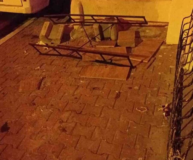 Esenyurt'ta kira ihtilafı: Ev sahibi ve yakınları kiracının evine saldırdı