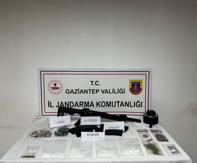 Gaziantep’te Jandarmadan Organize Suç Örgütüne Şafak Operasyonu: 3 Tutuklama