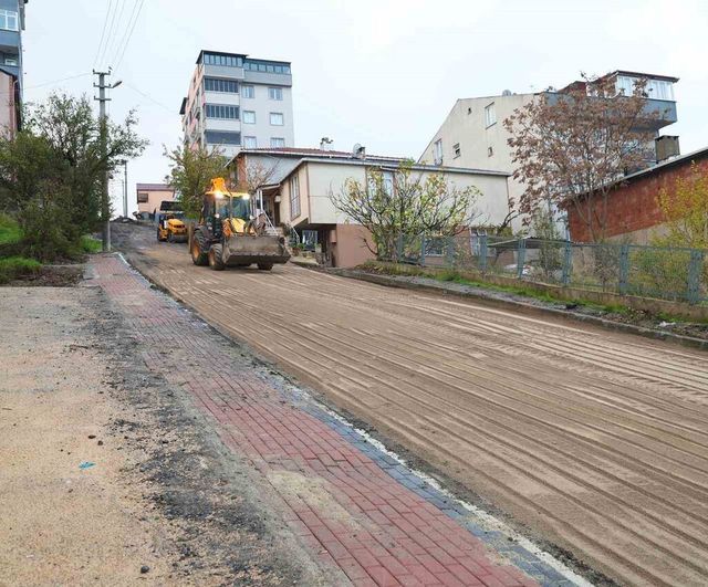 Gebze Adem Yavuz Mahallesi'nde 61 milyon TL'lik altyapı sonrası 21 bin ton asfalt ve üstyapı yenilemesi
