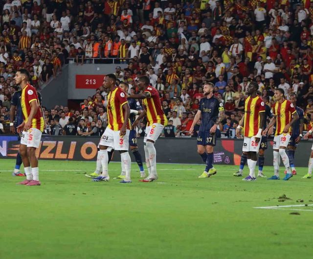Göztepe, Süper Lig'in ilk yarısında en az gol yiyen takım oldu
