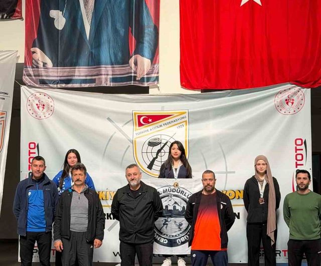 Hale Derya Eroğlu, Havalı Silahlar Avrupa Şampiyonası U16 Milli Takım Biletini Aldı