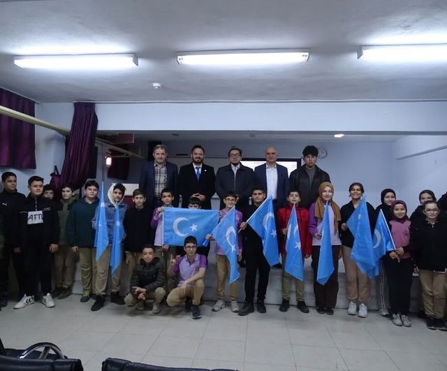 Havran İmam Hatip Ortaokulu'nda 10 Aralık Dünya İnsan Hakları Günü Programı