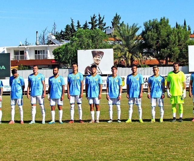 İmren Alaçatıspor, son dakikalarda gelen gollerle Yelkispor'a 3-2 yenildi