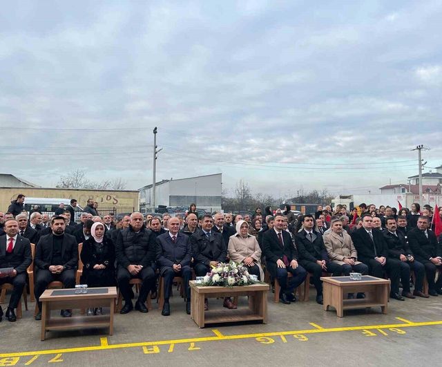 İsmetpaşa Ortaokulu yeni binasında eğitime başladı — Düzce eğitim yatırımlarını sürdürüyor