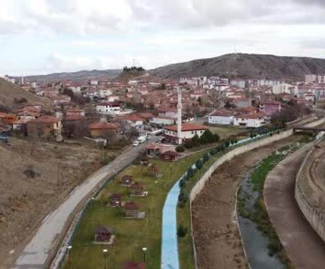 İstanbul'dan Yozgat Şefaatli'ye dönüp binlerce kanatlı yetiştiren üretici: Hasan Şahan