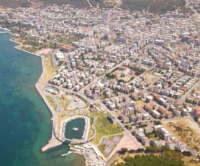 İzmir'de konut satışları Kasım 2025'te yüzde 0,5 azaldı