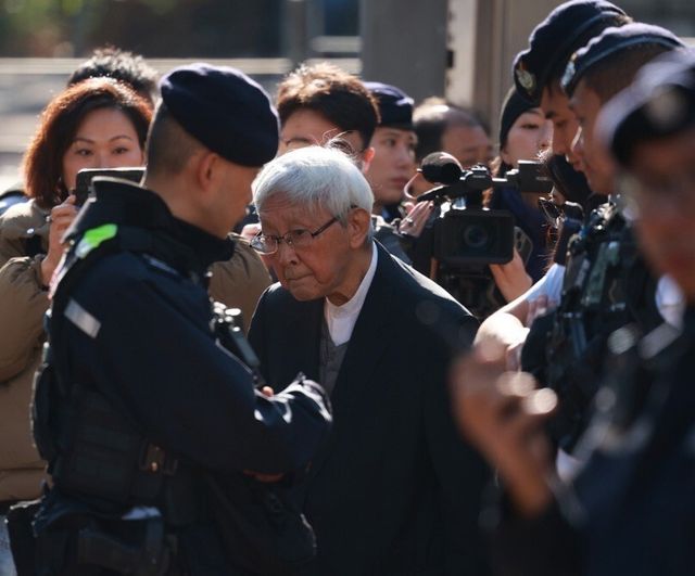 Jimmy Lai, Hong Kong'ta ulusal güvenlik yasası kapsamında yabancı güçlerle işbirliği suçundan mahkum edildi