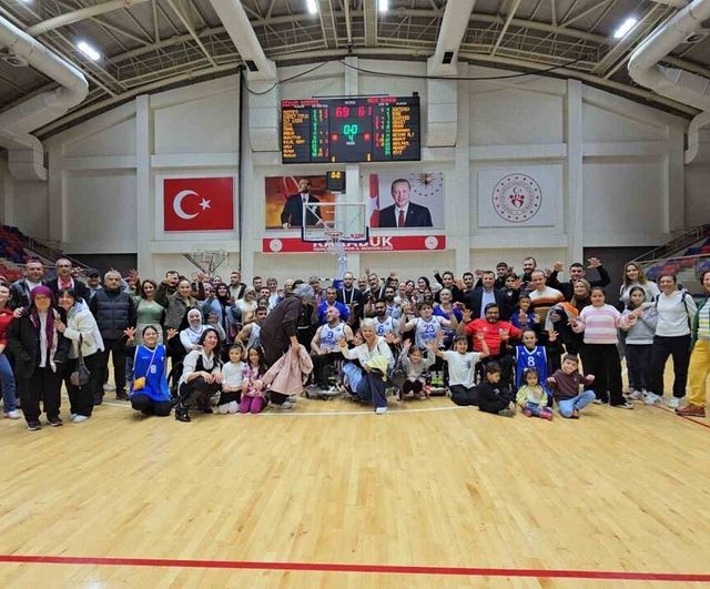 Karabük Demir Kartal, Şanlıurfa'yı 69-61 mağlup etti