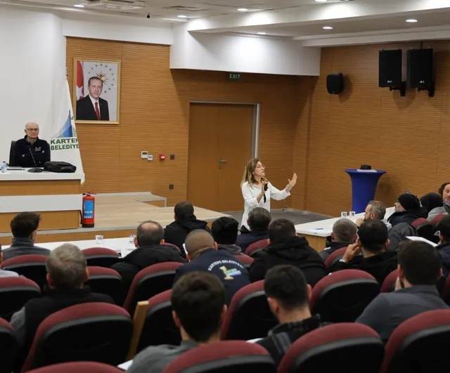 Kartepe Belediyesi Fen İşleri Müdürlüğü personeline iş sağlığı ve güvenliği eğitimi