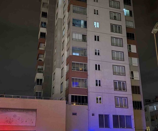 Kayseri'de 11. kattan düşen 14 yaşındaki kız hayatını kaybetti