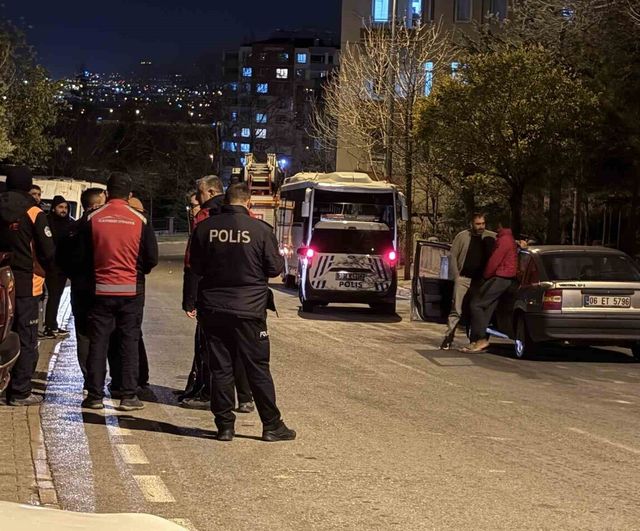 Kayseri'de 5. kattaki balkonda intihar girişimi: R.T. 4 saatte ikna edildi