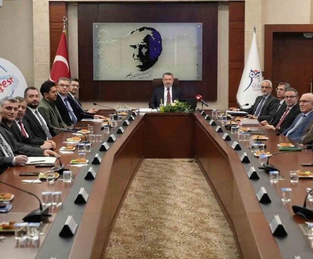 KBÜ Senatosu: Dünya Bilim Sıralamalarında Yükseliş ve Kurumsal Marka Değerlendirmesi