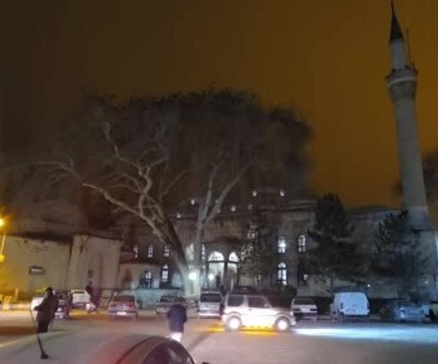 Kütahya'da 'Camide Buluşalım' temasıyla sabah namazı buluşması