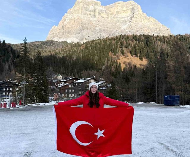 Lal Öktem, Val di Zoldo'da Yaşar Üniversitesi'ni Alp Disiplinde temsil etti