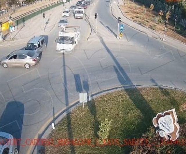 Malatya'da 5 Trafik Kazası KGYS Kameralarına Yansıdı
