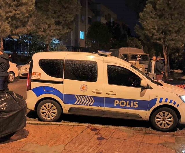 Menteşe'de bıçaklı kavga: 31 yaşındaki K.D. ağır yaralandı