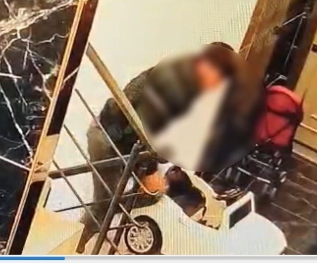 Mersin'de akülü çocuk arabası ve bisiklet hırsızları kameradan tespit edilip yakalandı