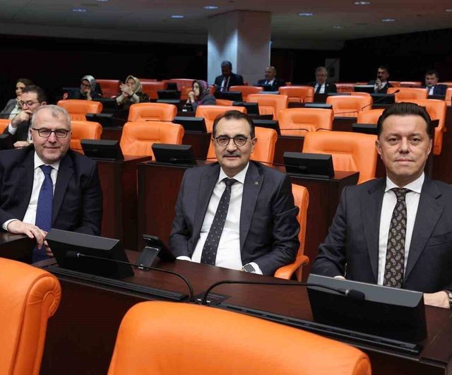 Nebi Hatipoğlu, TBMM Genel Kurulu'nda Kültür ve Spor Bakanlığı bütçe görüşmelerine katıldı