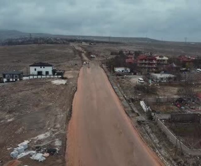 Niğde'nin Yeşilburç Köyünde Modern Yol ve Altyapı Çalışmaları Sürüyor