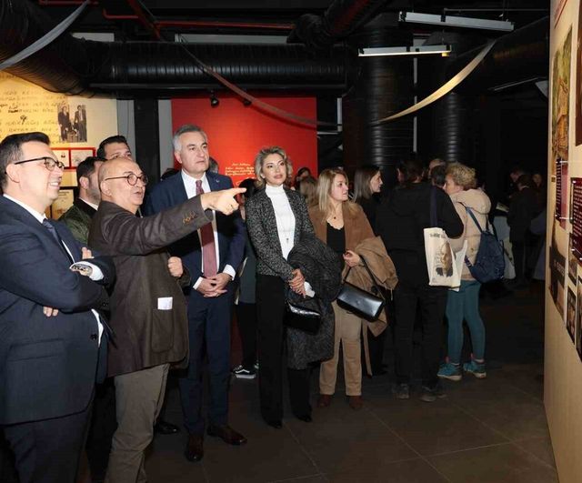 Nilüfer'de 'Çocukluktan Sınıfa, Sınıftan Hayata Rıfat Ilgaz Sempozyumu' başladı