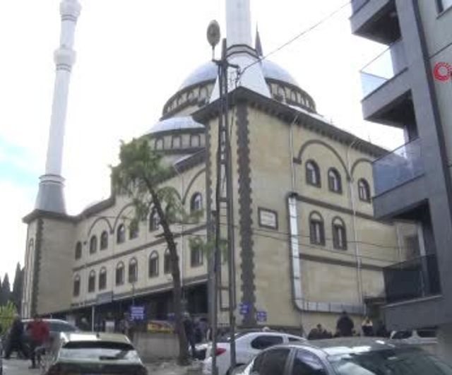 Pendik'te ev yangını: Akraba, gözaltındaki kişinin ölen çocukların babası olmadığını açıkladı