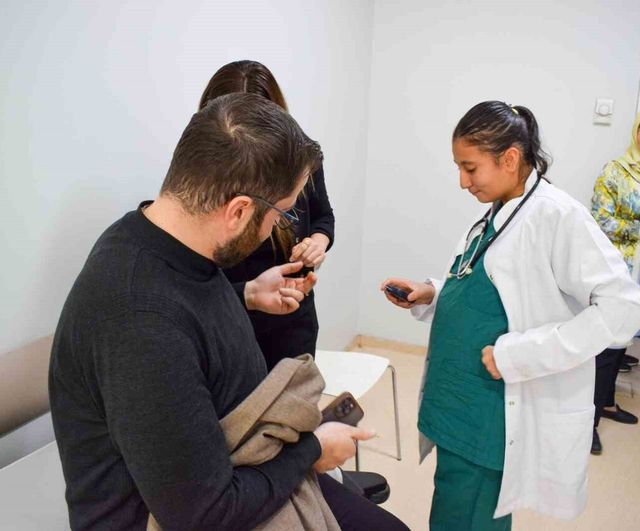 Pera Yeşil Çınar'dan ANKA Hastanesi'ne anlamlı ziyaret: Özel öğrencinin sağlık deneyimi