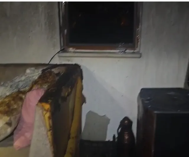 Safranbolu'da villanın müştemilatında çıkan yangın itfaiye ekipleri tarafından söndürüldü