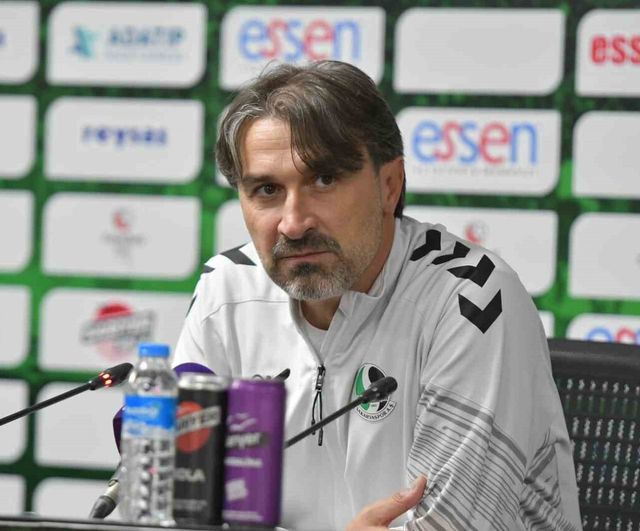 Sakaryaspor 3-0 Hatayspor — 17. hafta sonrası teknik sorumluların değerlendirmeleri