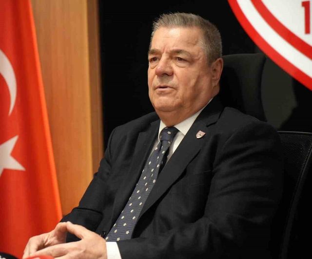 Samsunspor yönetimi taraftar protestolarına tepki gösterdi: Veysel Bilen'den 'Makyajlı Samsunlular' eleştirisi