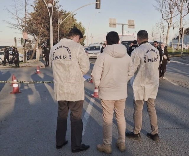 Sultangazi'de 16 yaşındaki öğrenciye otobüs durağında silahlı saldırı; şüpheli gözaltında