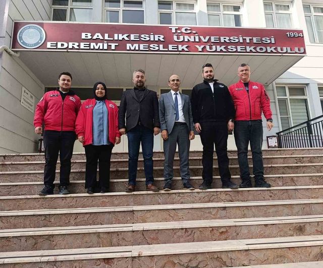 T3 Vakfı Heyeti Edremit Meslek Yüksekokulu’nu Ziyaret Ederek TEKNOFEST İşbirliğini Görüştü