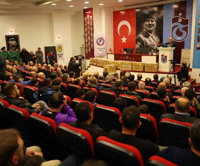 Trabzonspor'dan 92 amatör kulübe malzeme desteği — Başkan Ertuğrul Doğan törende