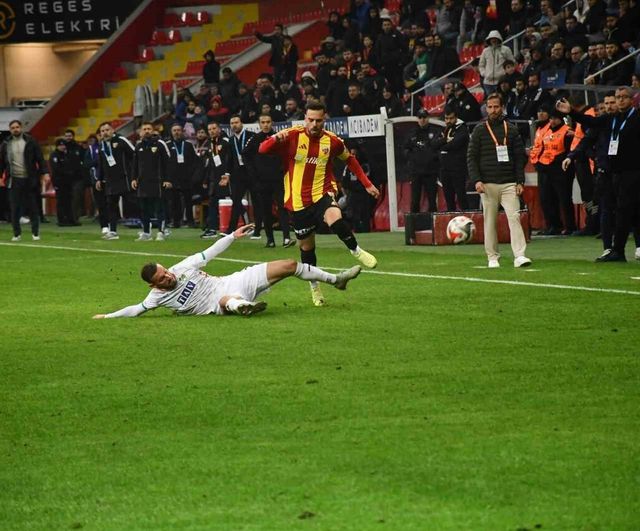 Trendyol Süper Lig 16. Hafta: Kayserispor 0-0 Corendon Alanyaspor