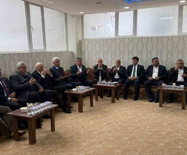 TZOB Başkanı Şemsi Bayraktar Kahta'da taziye ziyaretinde bulundu