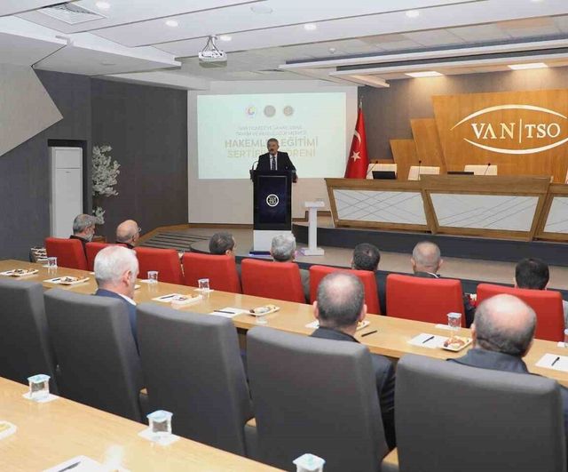 Van TSO'da Hakemler Eğitimi Sertifika Töreni: 74 Katılımcı Belge Aldı