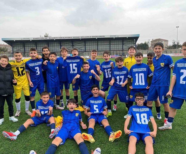 Yenişehir Belediyespor takımları ilçe desteğiyle yükseliyor