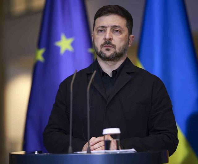 Zelenskiy Berlin'de: Müzakerelerde 'işlevsel' güvenlik garantileri ve toprak meselesi önceliği