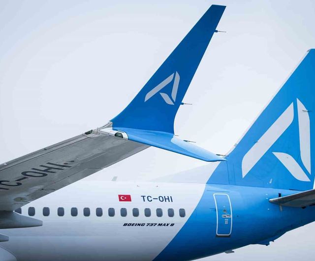 AJet filosuna üç fabrika çıkışlı Boeing 737-8 MAX uçak katıldı