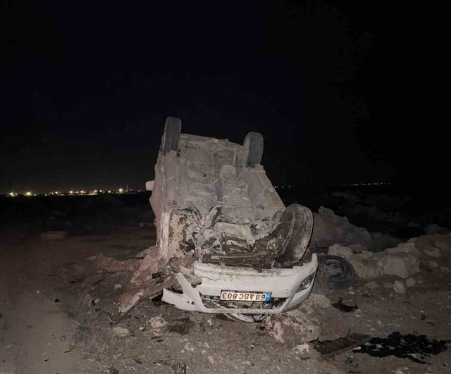 Aksaray'da şarampole devrilen otomobilde 3 kişi yaralandı