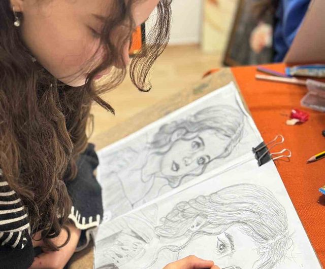 Batman'da Güneykent ADEM gençlerin sanat yeteneklerini geliştiriyor