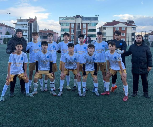 Bilecik U16 Gençler Ligi 8. hafta: 3 maçta 25 gol, Osmanelispor 8'de 8 yaptı