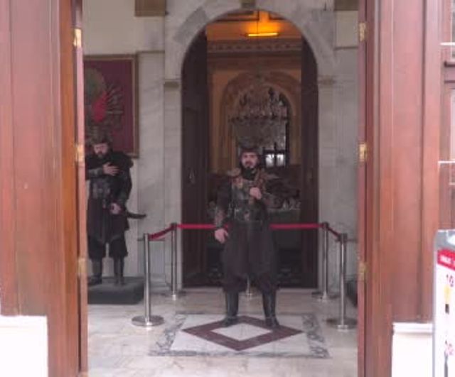 Bursa'nın 700. Yılında Tanpınar İzinde Uluslararası Öğrencilerle Tarihî Mekanlar Gezildi