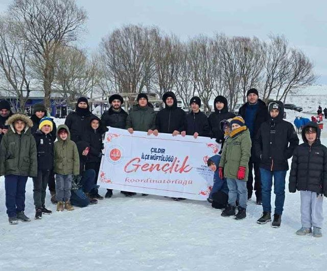 Çıldır'da 3 Günlük 'Gençliğe Değer Ara Dönem Kış Kampı' tamamlandı