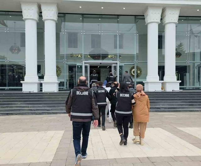 Düzce'de tapu memurunun dikkati sahte kimlikle arazi satışını engelledi