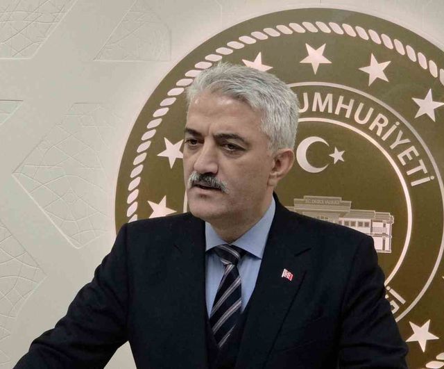 Düzce Valisi Mehmet Makas'tan Sındırgı'daki 4,5 büyüklüğündeki deprem için geçmiş olsun mesajı