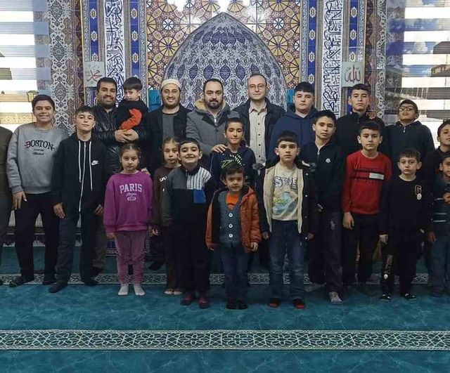 Emirdağ Müftülüğü'nün 'Gençliğe Değer Ara Dönem Kampı' Yeniköy'de düzenlendi